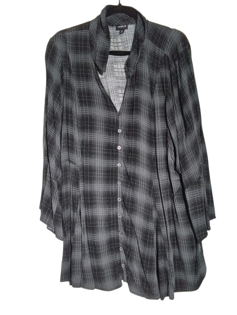 Torrid Black & Gray Plaid Button-Front Tunic Blouse